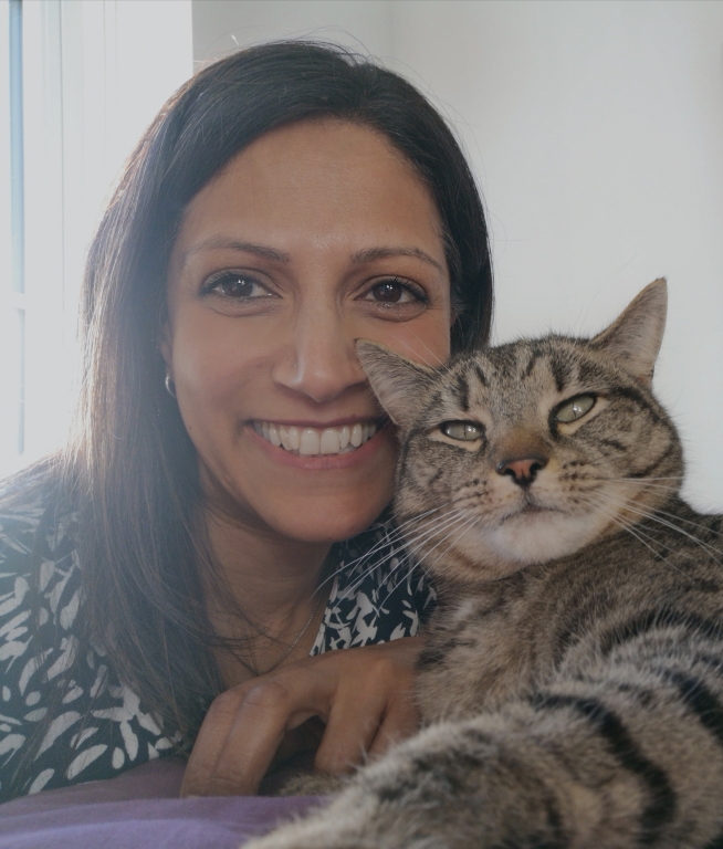 Linnaeus Celebrates Hitting 100th ISFM Cat-friendly Clinic Milestone