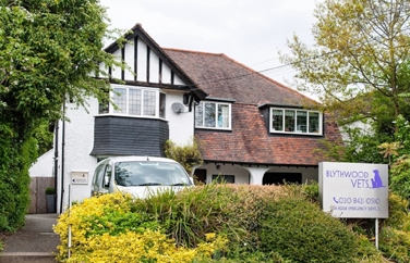 Blythwood Vets Hatch End Gallery Image 1