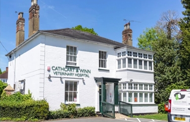 Cathcart and Winn Veterinary Clinic & Hospital Farnham Gallery Image 1